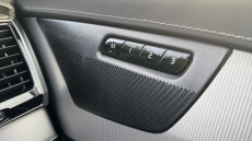 Volvo XC90 2.0 B5D [235] Plus Dark 5dr AWD Geartronic Diesel Estate